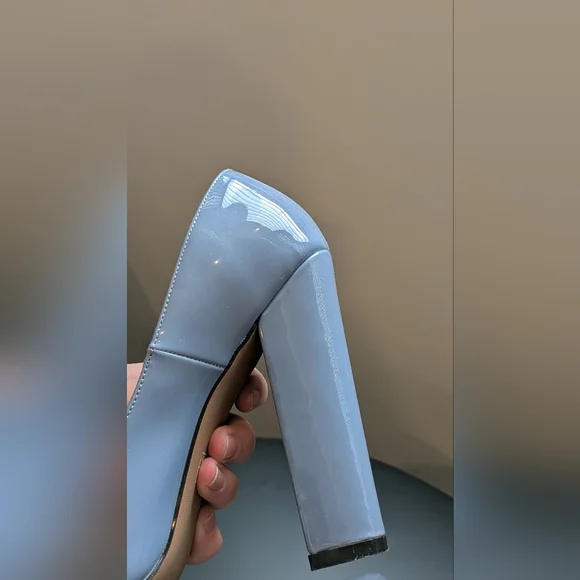 Light blue chunk Heels - Picture 3 of 5